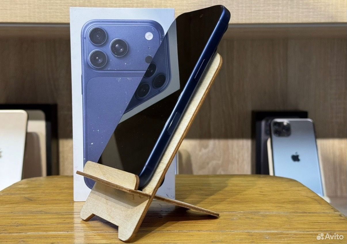 iPhone 17 Pro, 512 ГБ, SIM + eSIM, Брянск