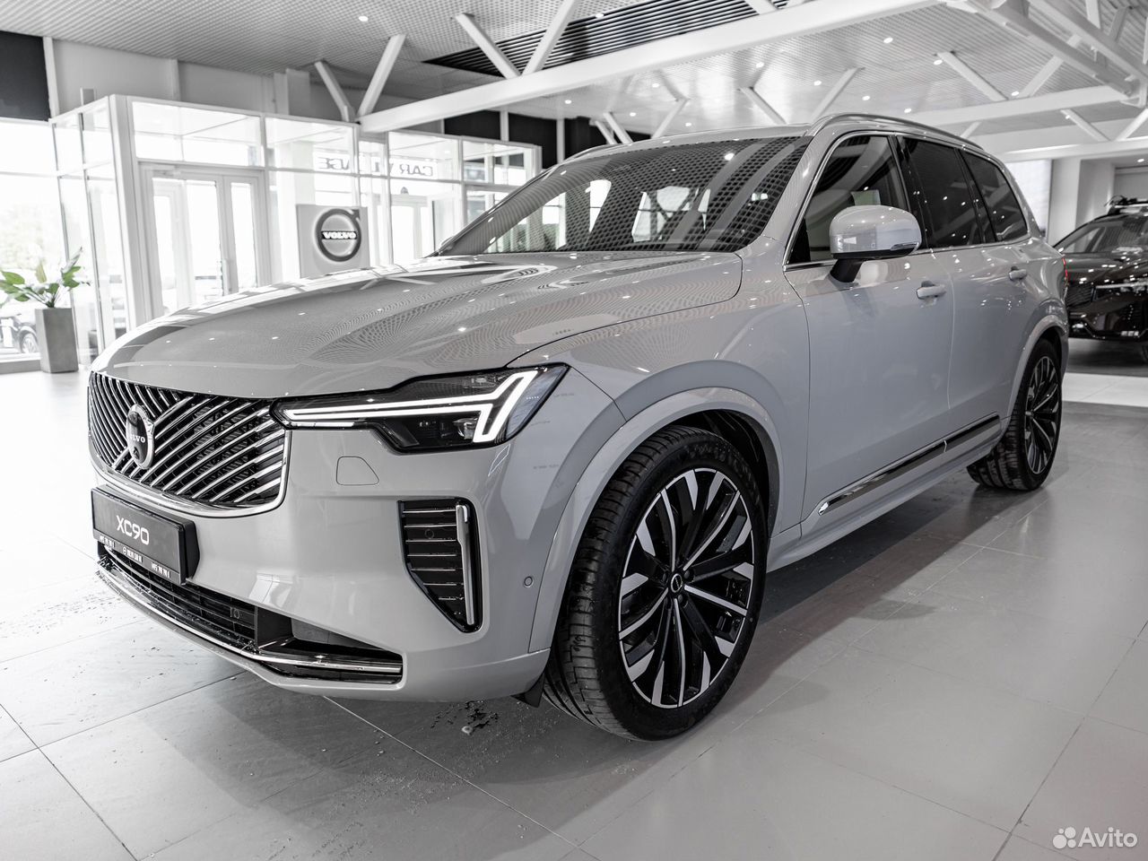 Volvo XC90 2.0 AT, 2026