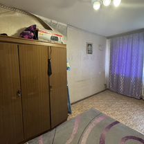 Комната 28 м² в 3-к., 3/5 эт., Светогорск